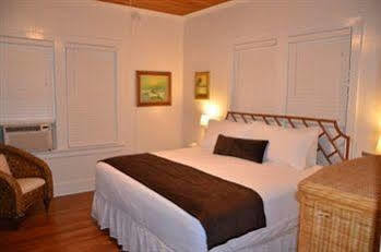 Apartamentos Papa's Hideaway