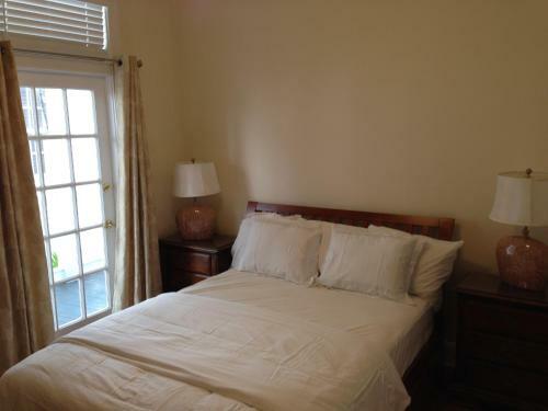 Posada Douglas House
