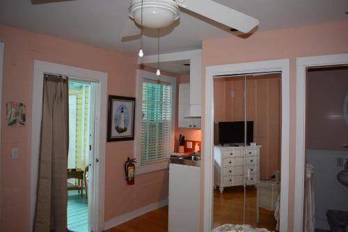 Hostal Seaport Inn