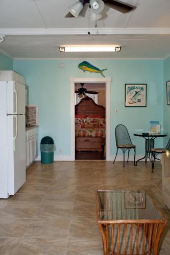 Hostal Seaport Inn