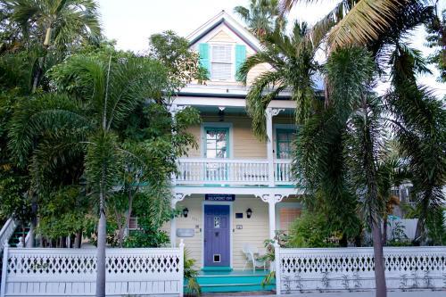 Hostal Seaport Inn