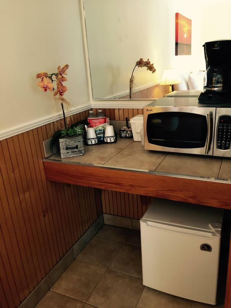 Southwinds Motel