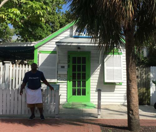 Bed & Breakfast Duval Gardens