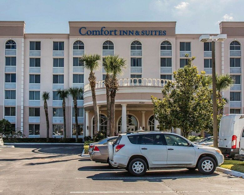 Hotel Comfort Inn And Suites Lakeland