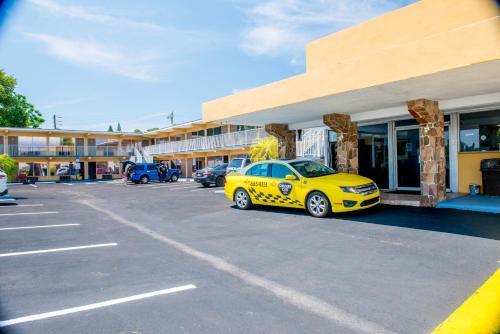 Lakeview Motel