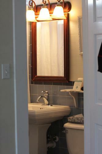 Avalon Bed And Breakfast