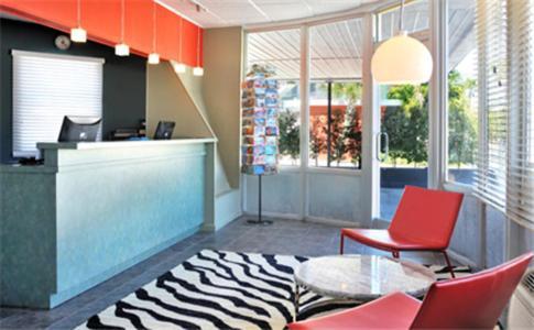 Blue Marlin Motel