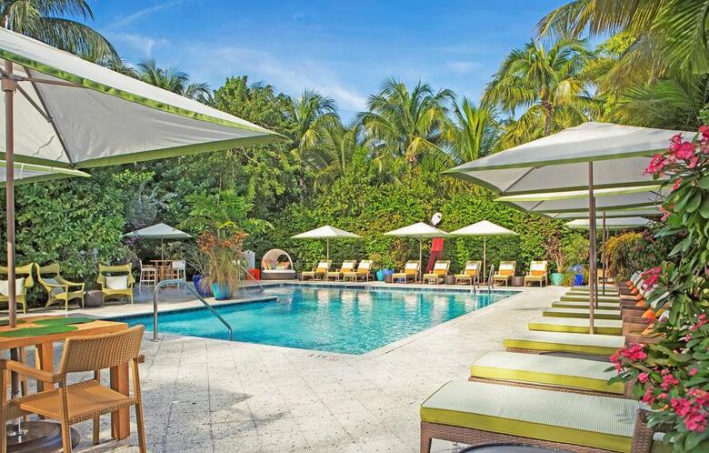 Parrot Key Hotel And Resort