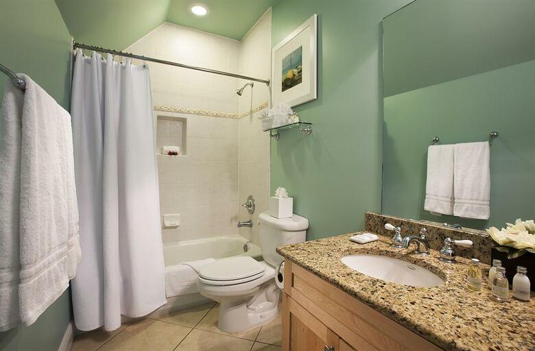 Parrot Key Hotel And Resort