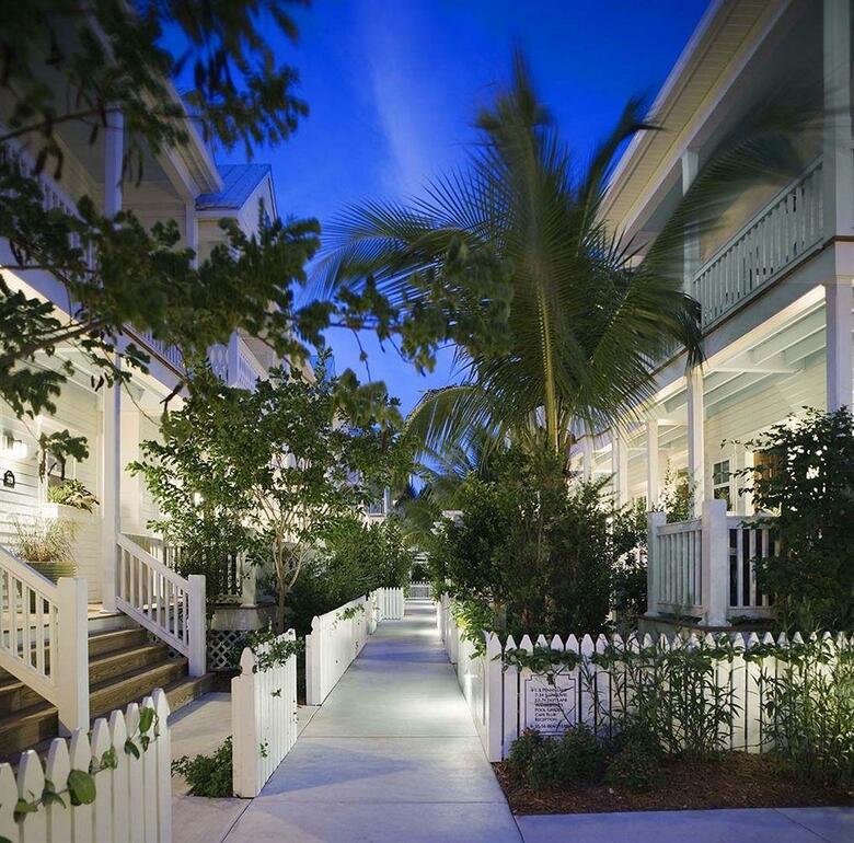 Parrot Key Hotel And Resort