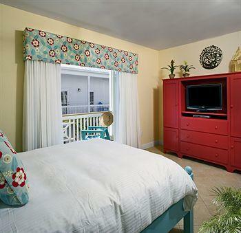 Parrot Key Hotel And Resort