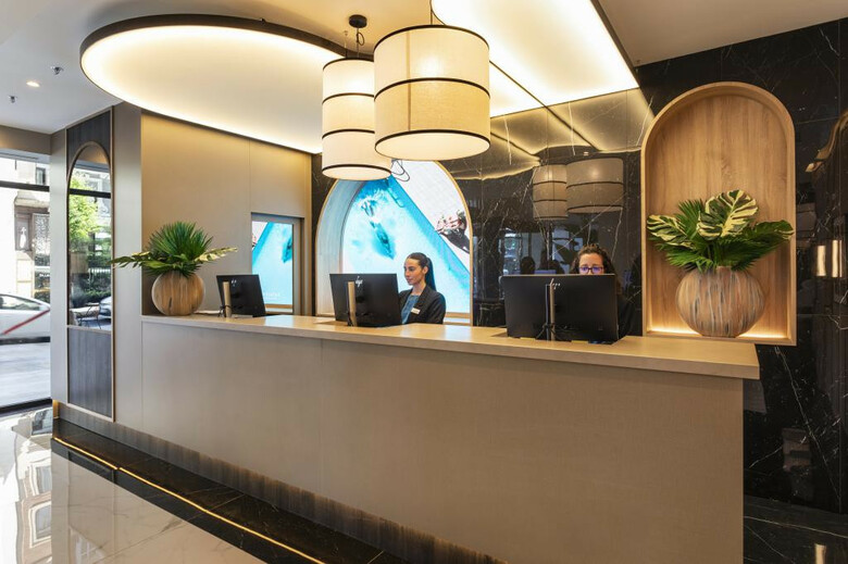 Catalonia Plaza Espa�a Hotel & Spa
