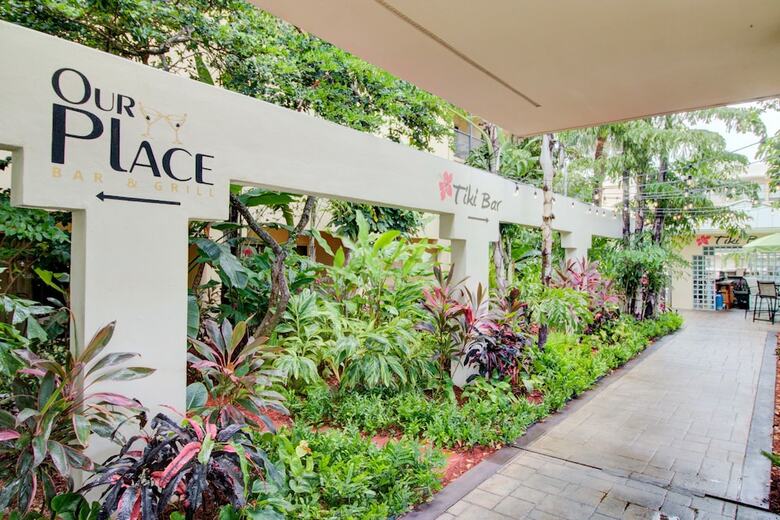 Boca Raton Plaza Hotel