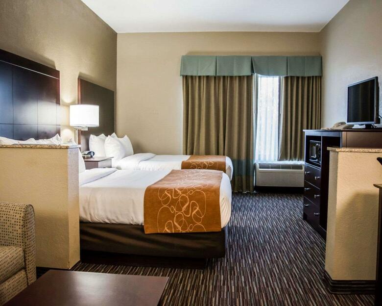 Hotel Comfort Suites