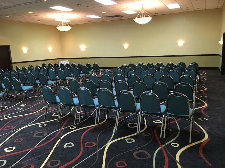 Hotel Ramada Airport Conference Center