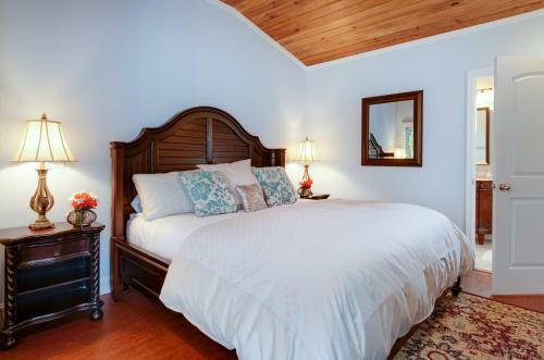 Seaglass Inn Bed And Breakfast
