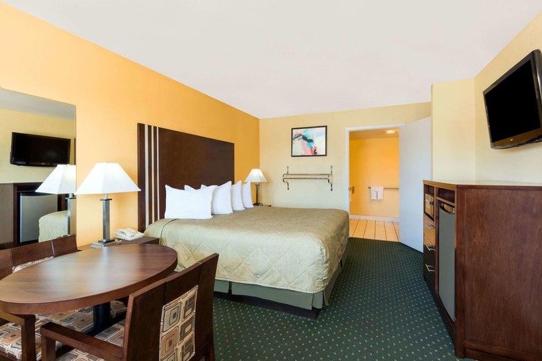 Ramada Inn Hotel Seaworld