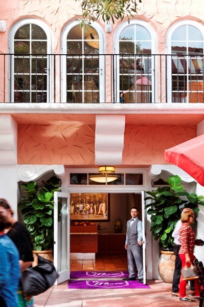 El Paseo Hotel