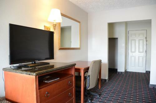 Motel Scottish Inns Lion Inn