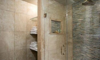 Bed & Breakfast Bayfront Marin House