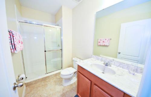 Five Bedrooms, Four Bathroom Home 10cp14