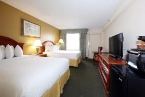 Hotel Holiday Isle Oceanfront Resort