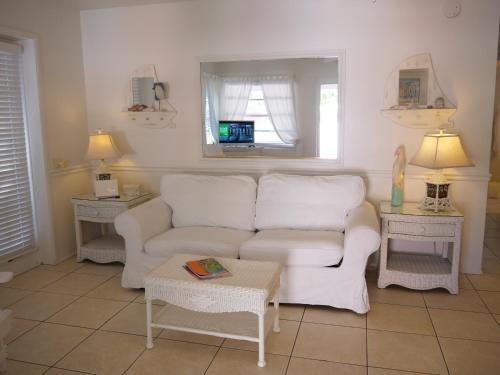 Hotel Siesta Key Bungalows