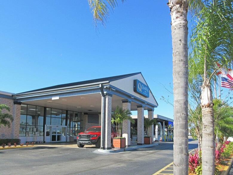 Hotel Clarion Inn Tampa - Brandon