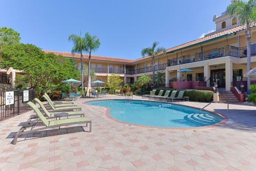 Holiday Inn Hotel & Suites Tampa North
