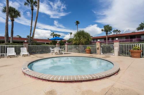 Motel 6 Spring Hill Weeki Wachee
