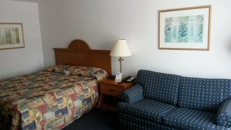 Hotel Vero Beach Inn & Suites