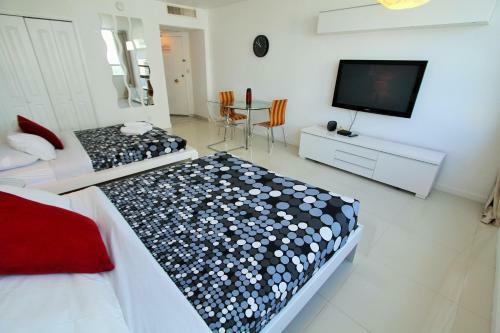 Soleil Apartments