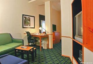 Hotel Fairfield Inn Suites Brunswick