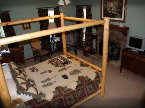 Long Mountain Lodge Bed & Breakfast