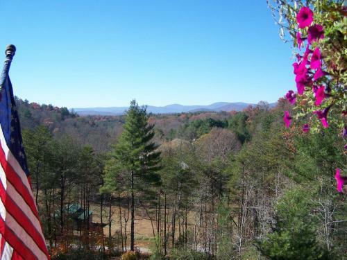 Long Mountain Lodge Bed & Breakfast