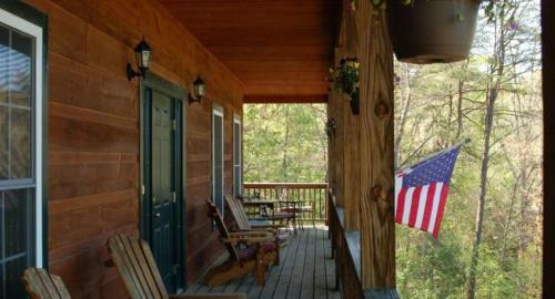 Long Mountain Lodge Bed & Breakfast