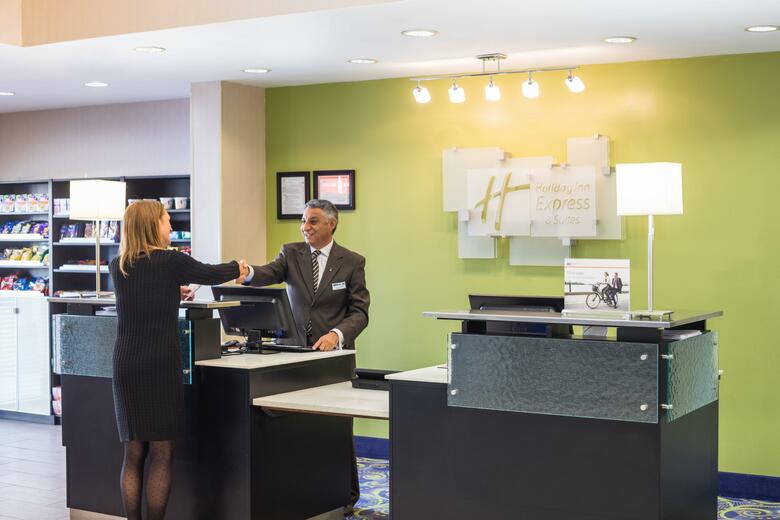 Holiday Inn Express Hotel & Suites Duluth - Mall Area