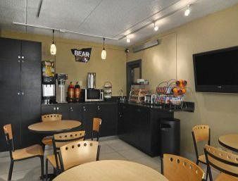 Motel Travelodge - College Park