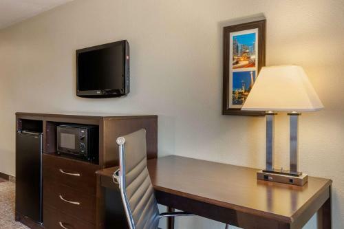 Hotel Comfort Inn & Suites Perry
