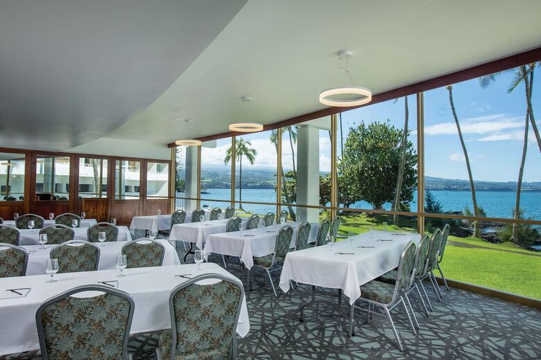 Hilo Naniloa Hotel
