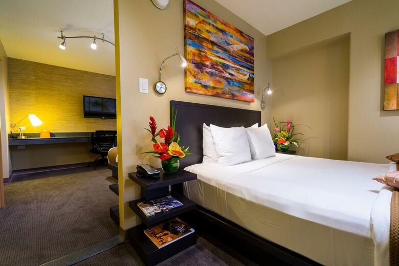Vive Hotel Waikiki
