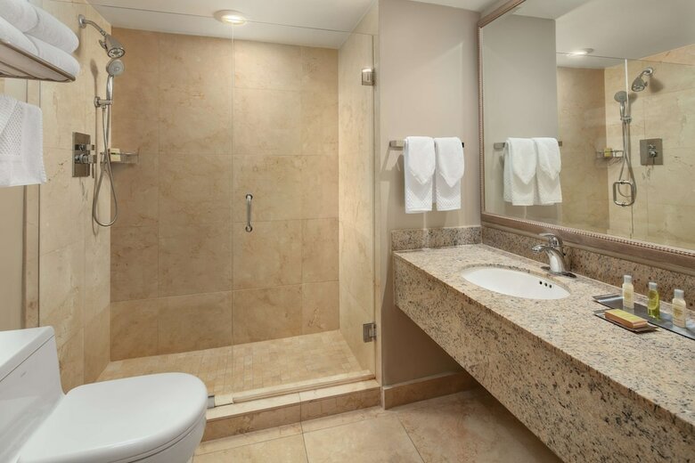 Doubletree Grand Hotel Biscayne Bay