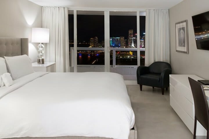 Doubletree Grand Hotel Biscayne Bay