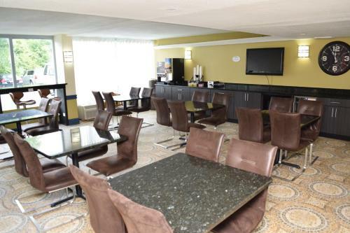 Hotel Howard Johnson Addison