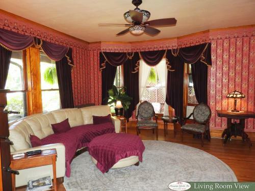 Bed & Breakfast Champaign Garden Inn
