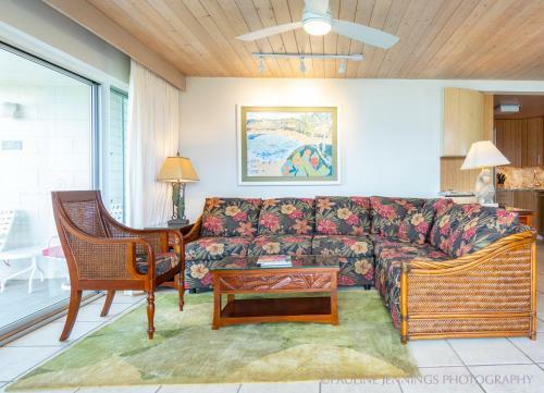 Hotel Napili Surf Beach Resort