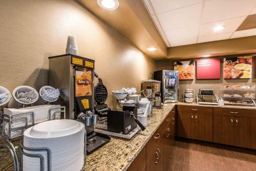 Hotel Comfort Suites Effingham