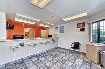 Motel 6 Chicago North - Glenview