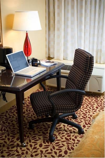 Hotel Fort Wayne