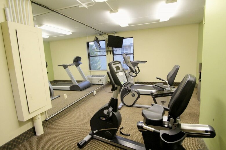 Hotel Baymont Inn And Suites Lafayette